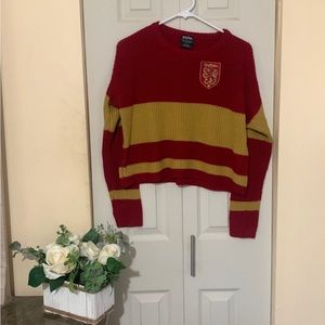 Griffindor black and gold stripped long sleeve blouse(Harry Potter)/ Size Small